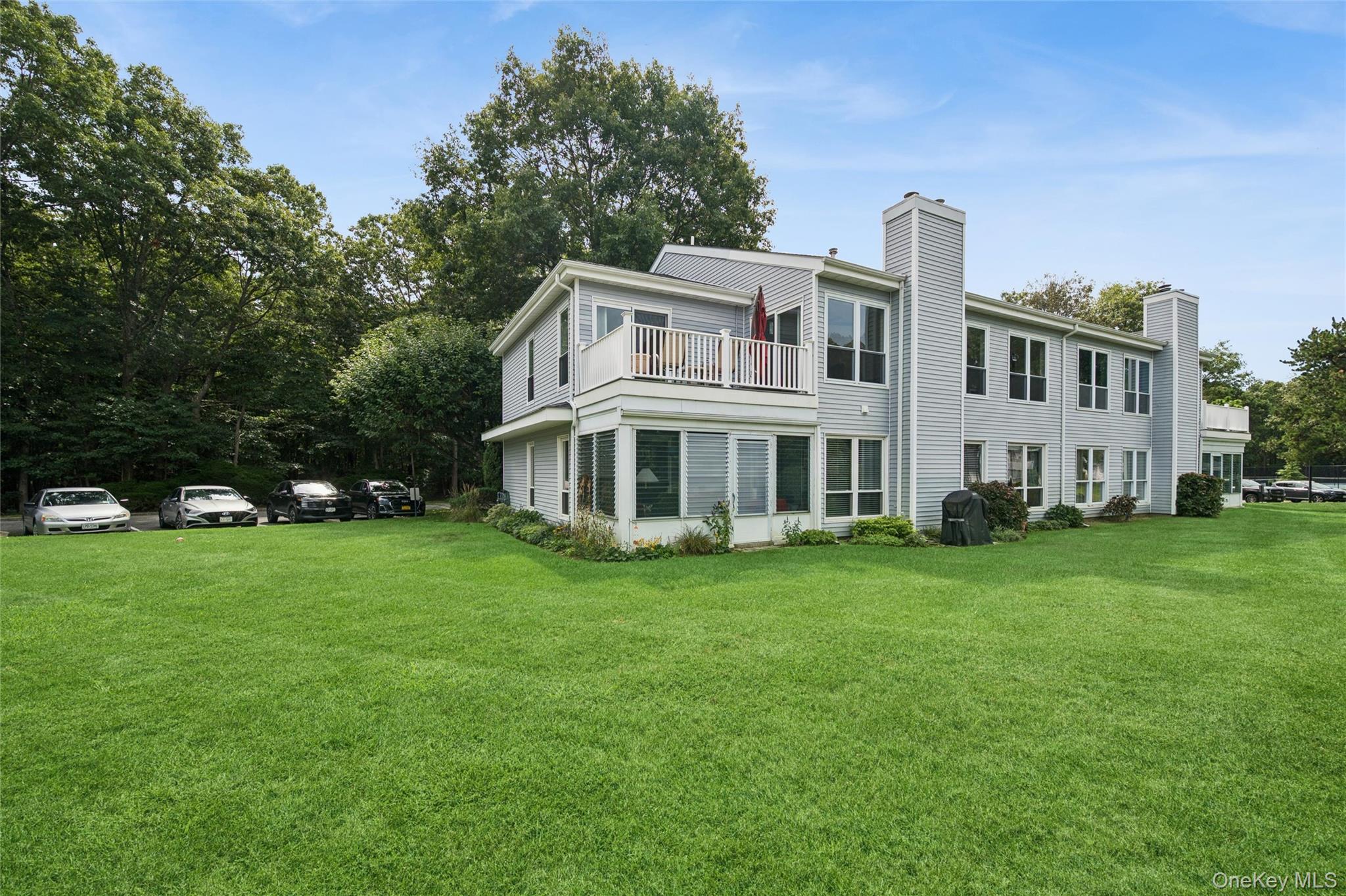 90 Hampton Vista Drive, Manorville