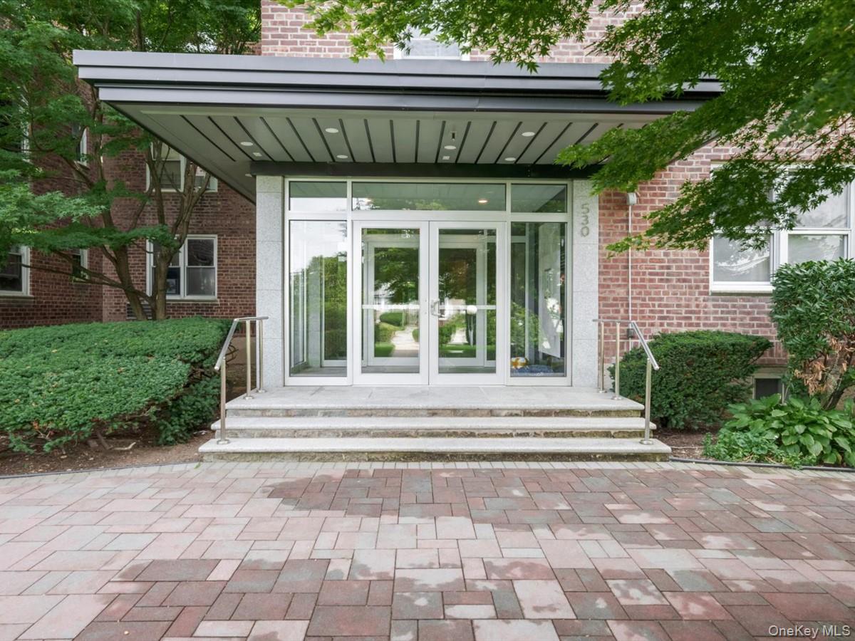 530 Dubois Avenue #2C — photo 2