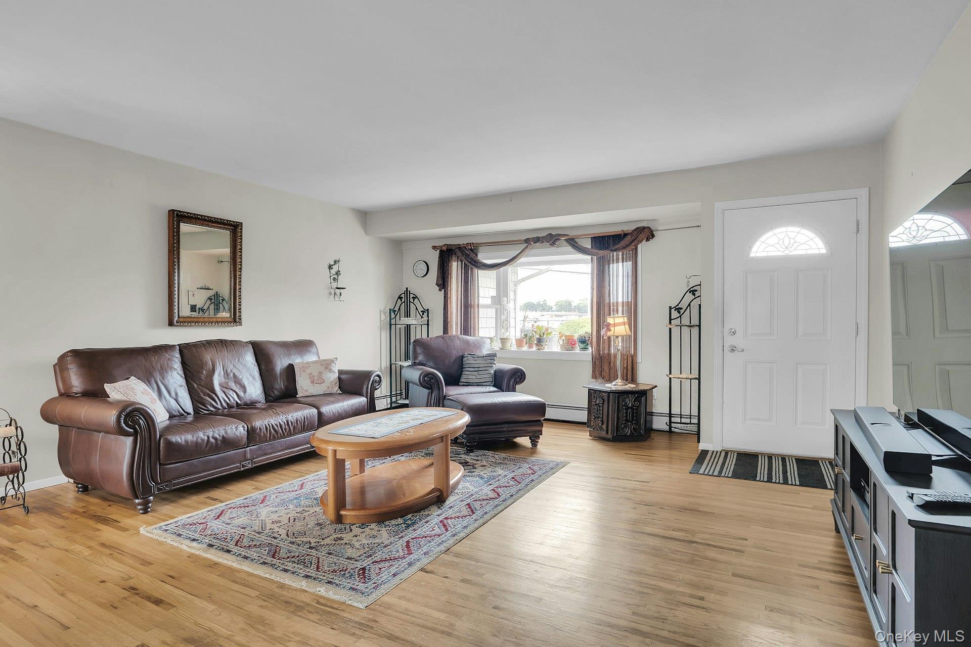 206 Alkier Street — photo 9