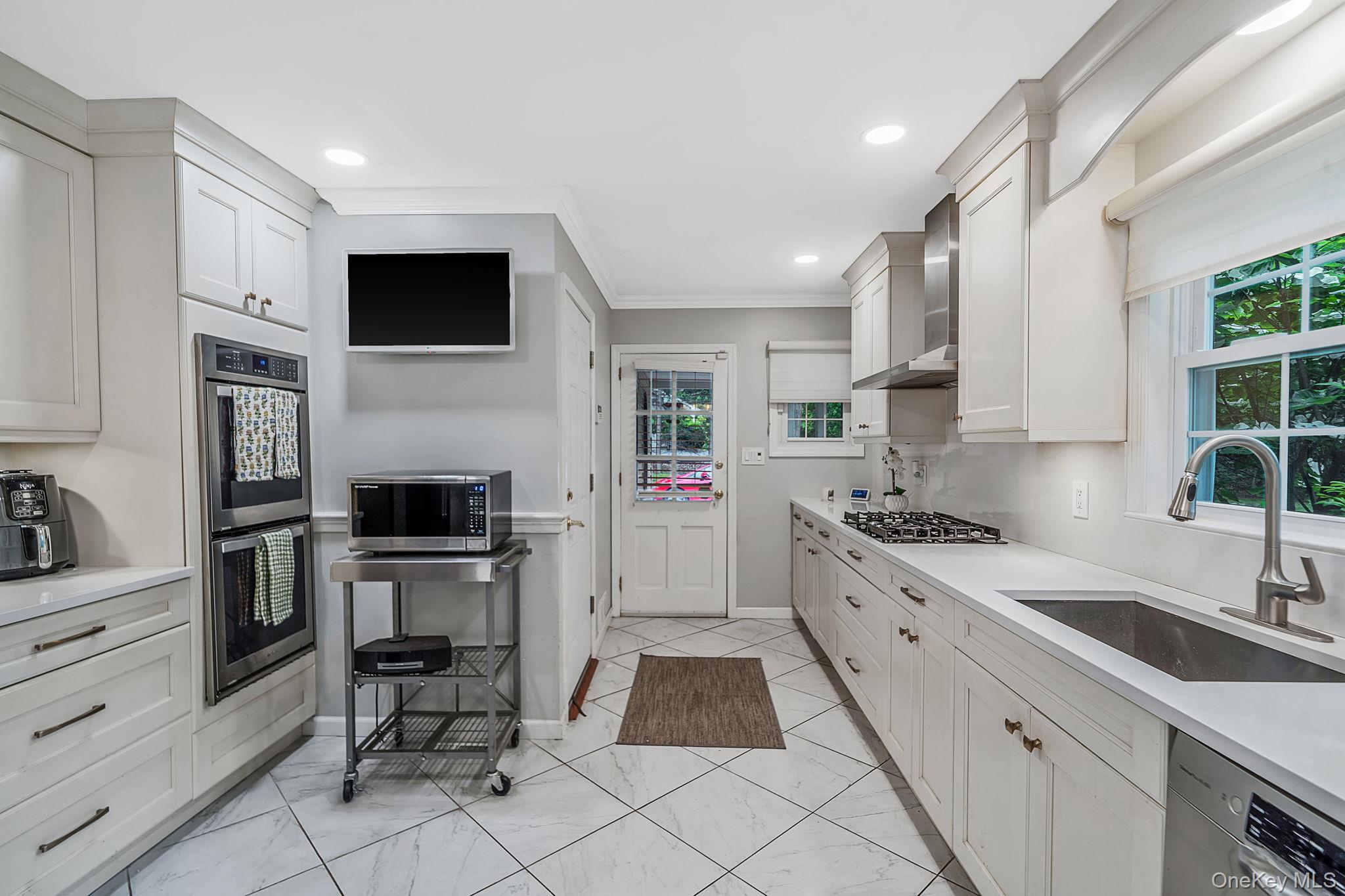 15 Cliff Road — photo 10