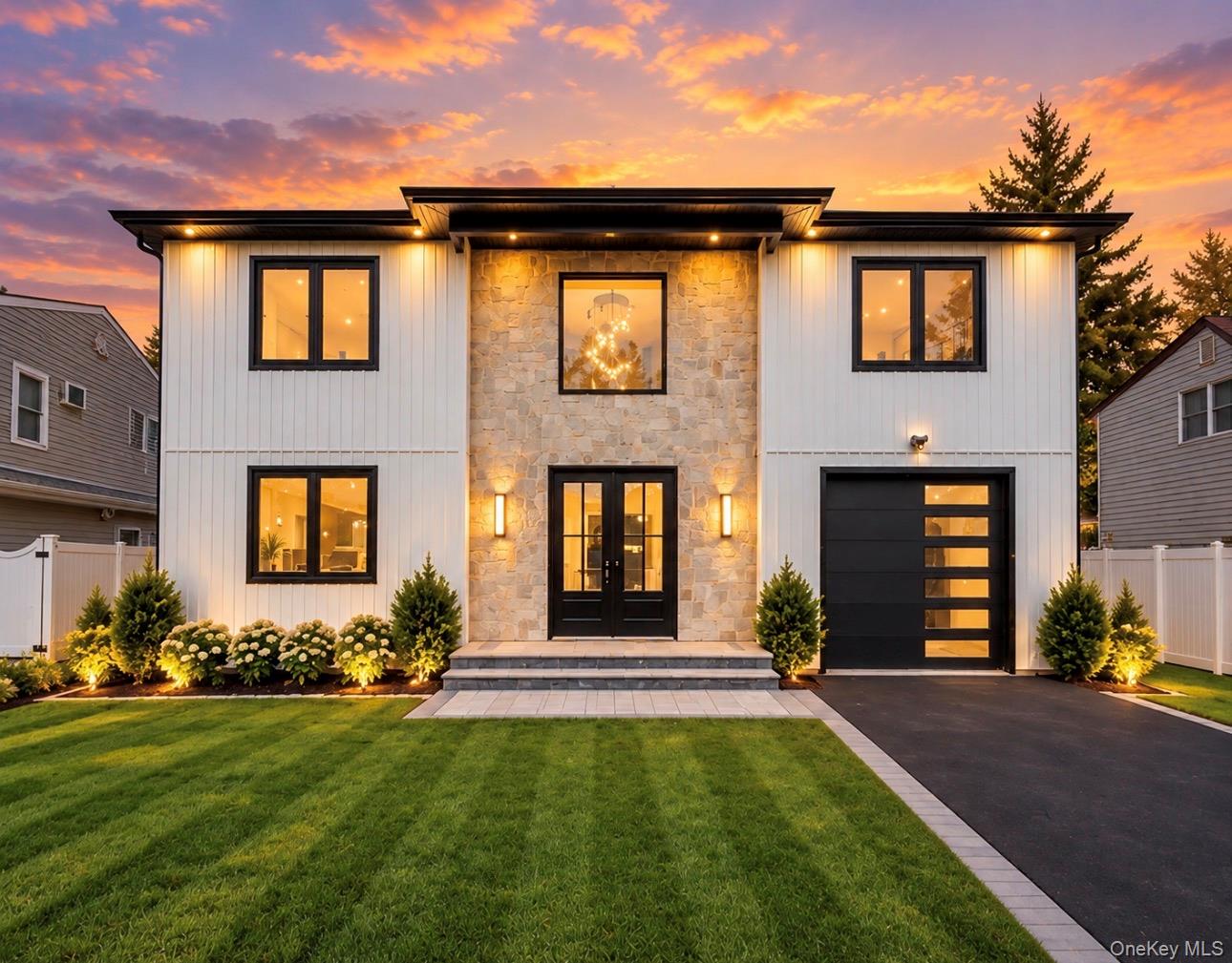 93 Stone, Levittown