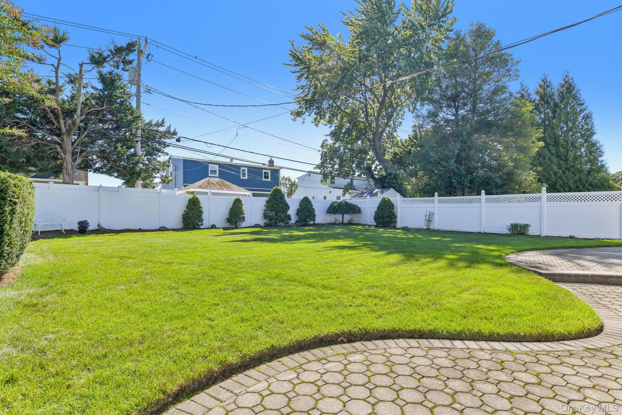 3994 Daleview Avenue — photo 38