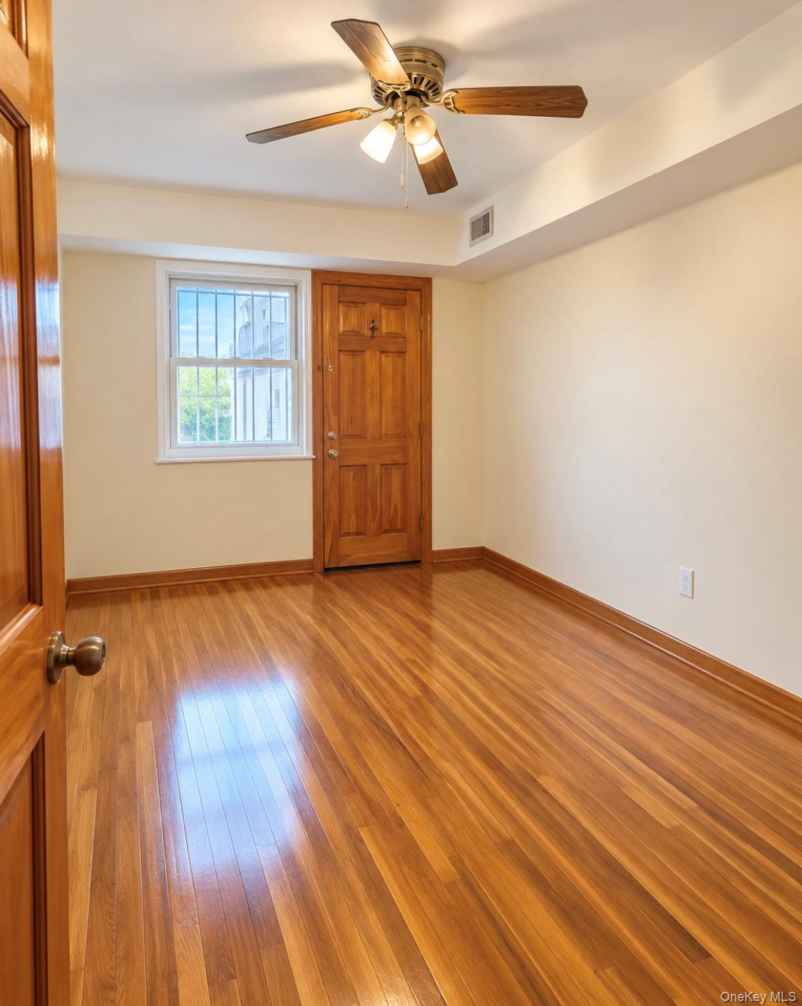 6962 Grand Avenue — photo 8
