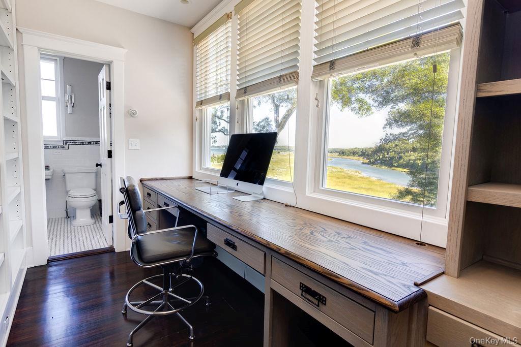 11 Arbutus Lane — photo 14