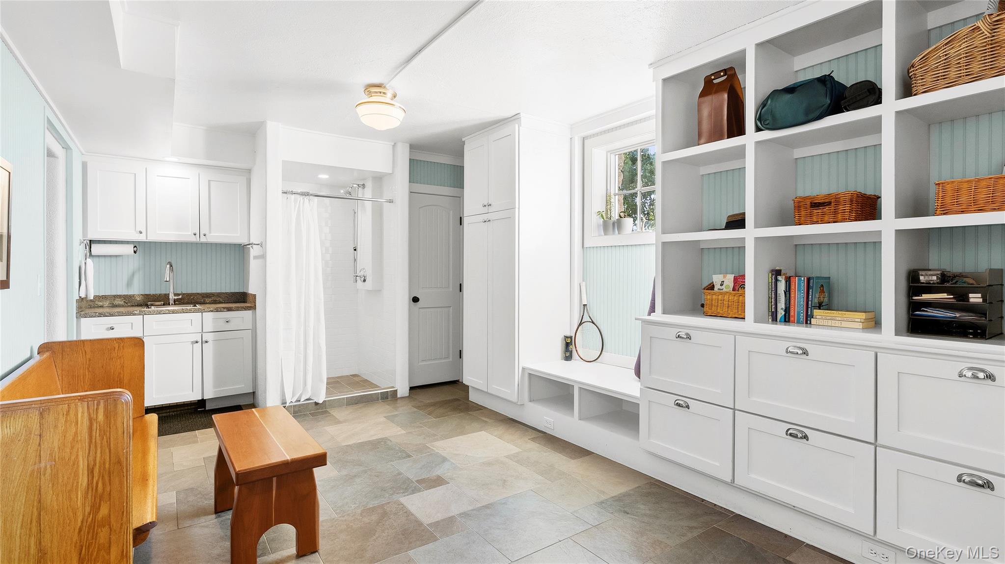 11 Arbutus Lane — photo 35