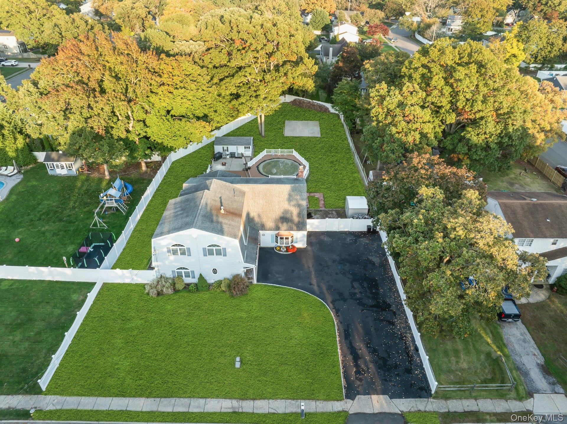 963 Sycamore Avenue — photo 3