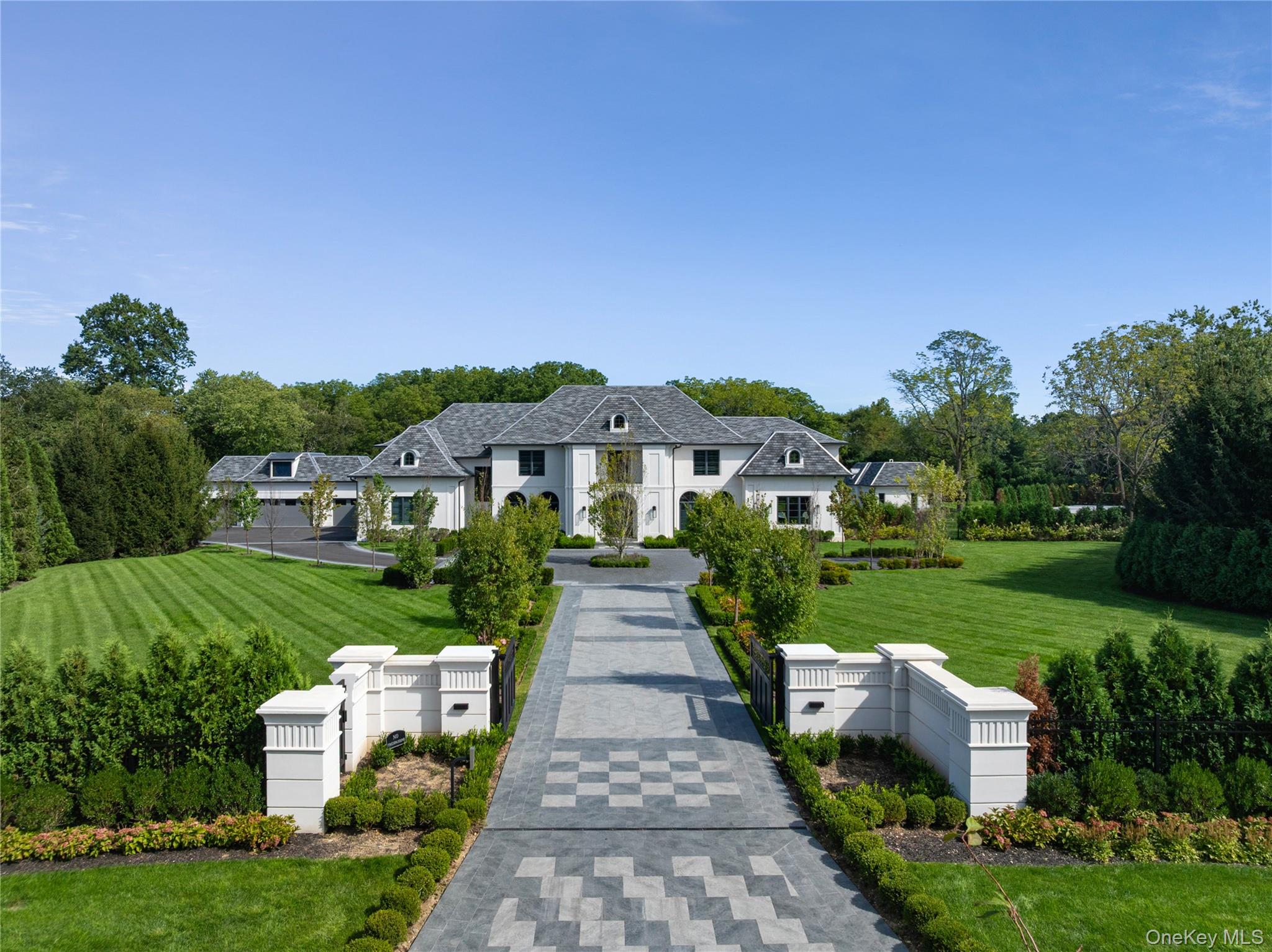 18 Evergreen Way — photo 2