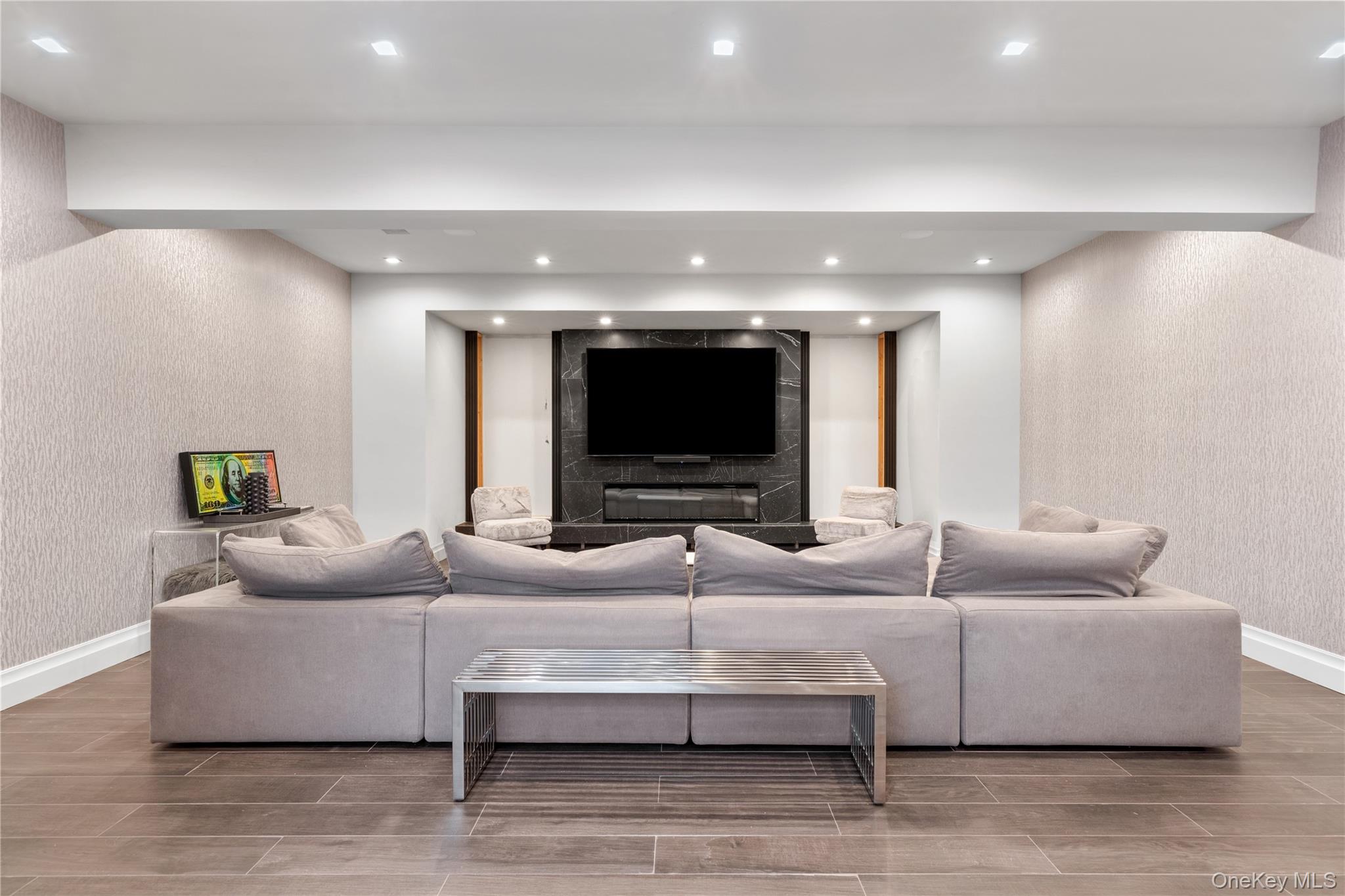 18 Evergreen Way — photo 36