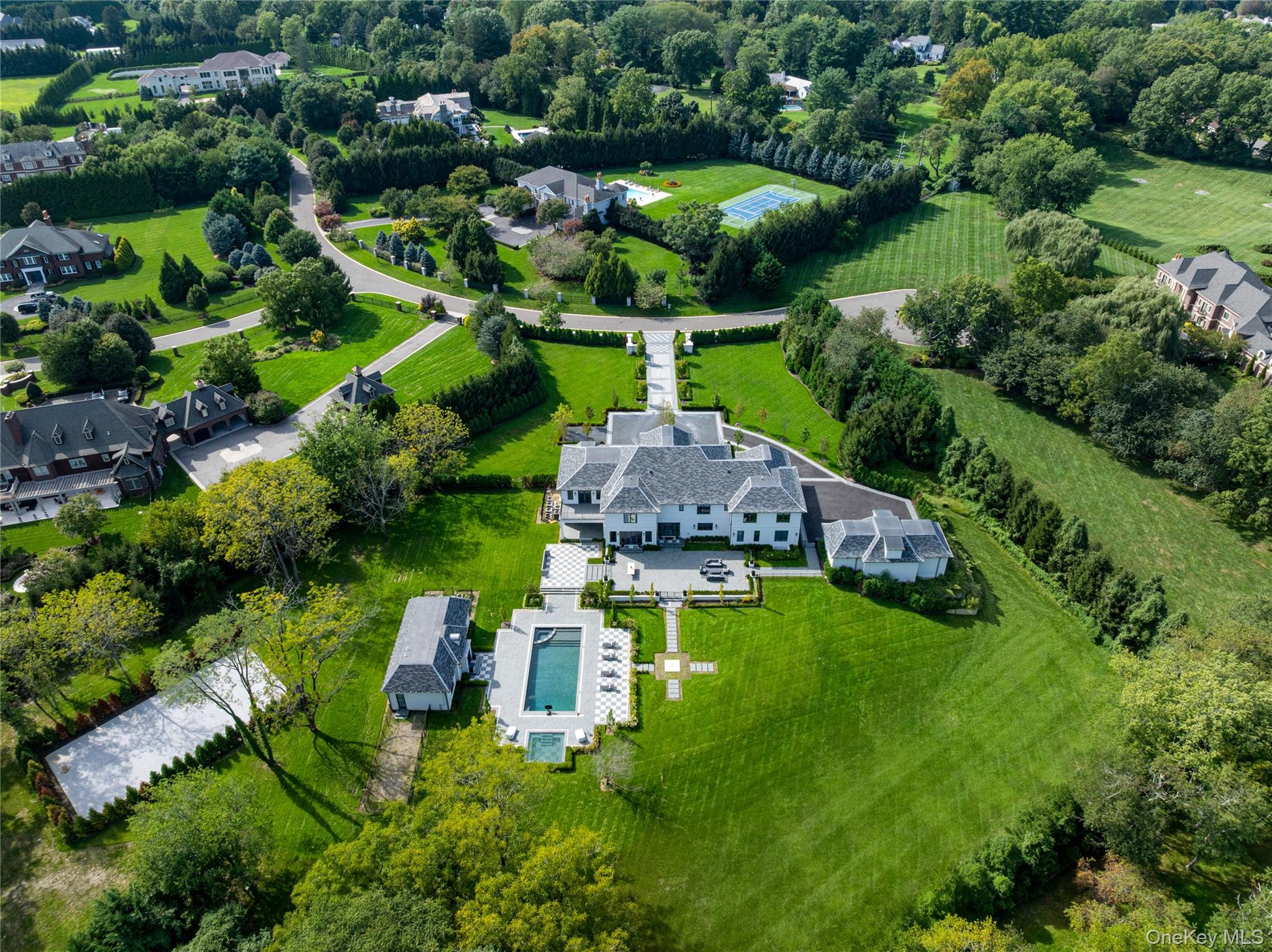18 Evergreen Way — photo 4