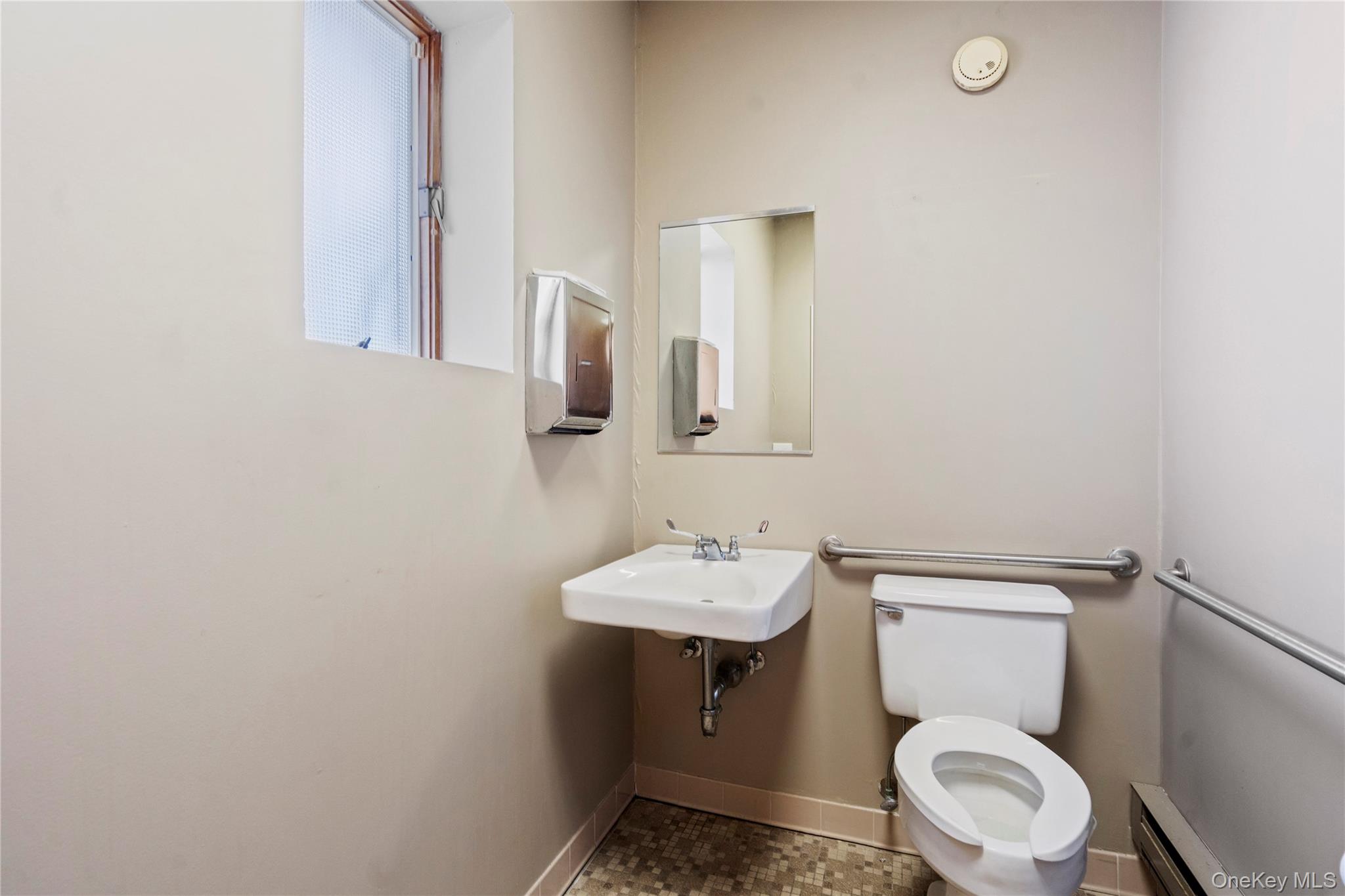 229 Railroad Avenue — photo 35