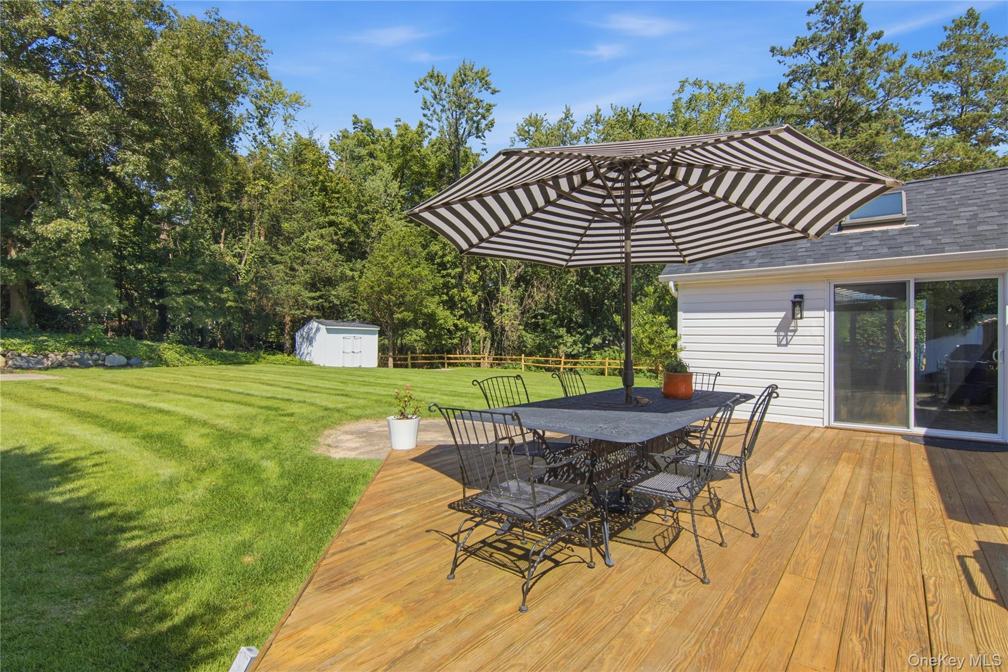 36 Arbutus Road — photo 38