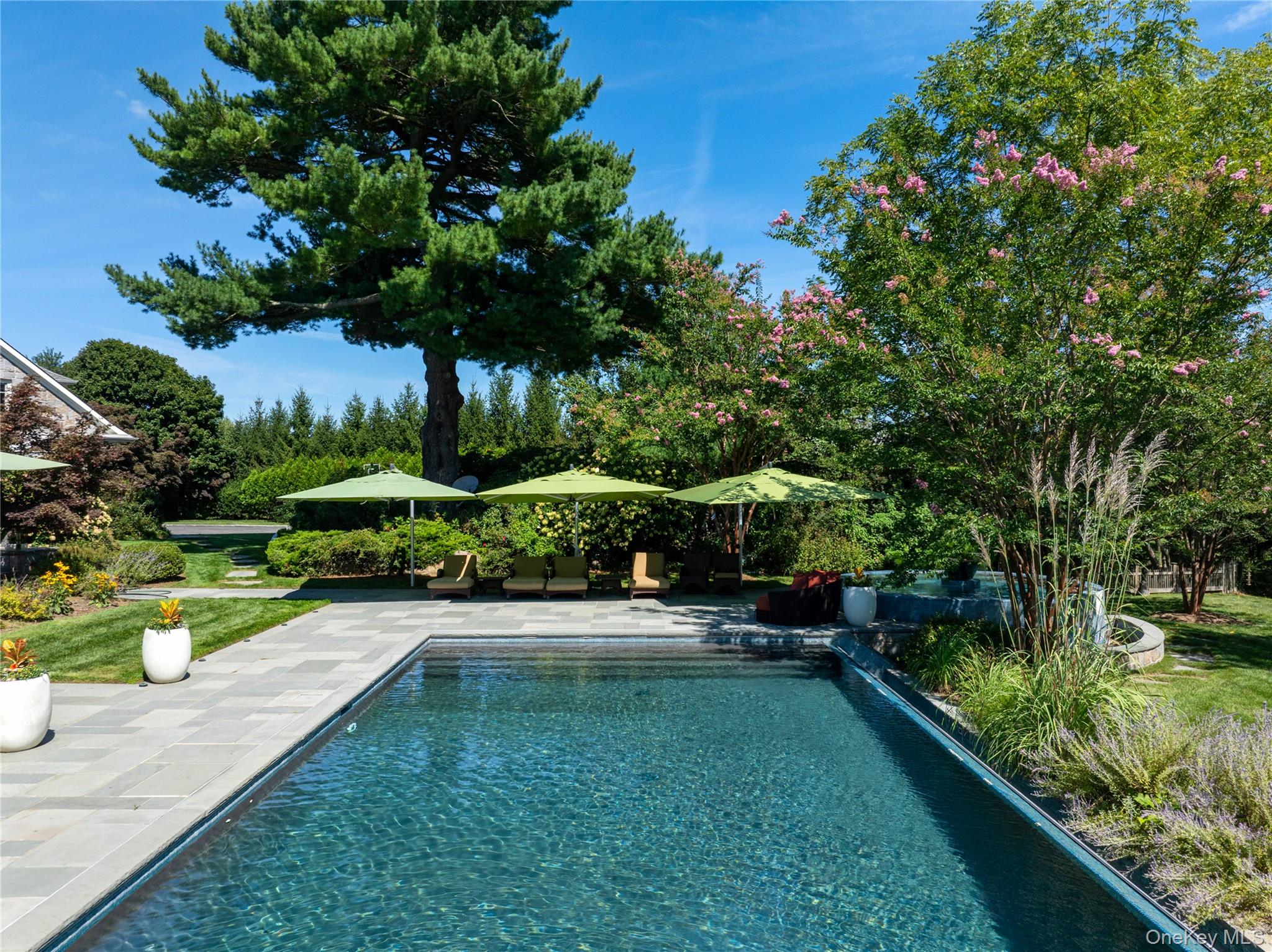 1 Hidden Pond Drive — photo 32