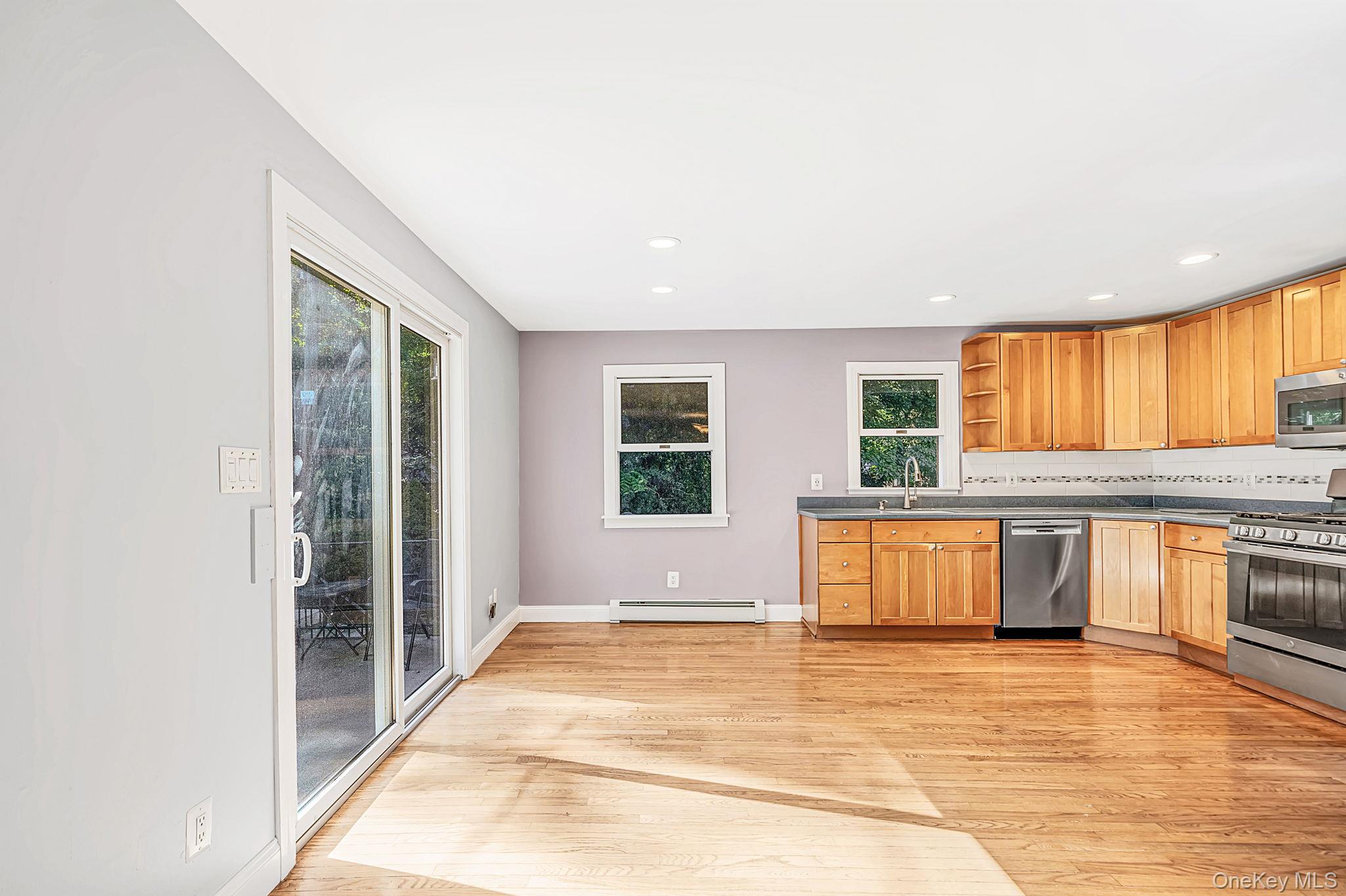 306 Liberty Avenue — photo 11