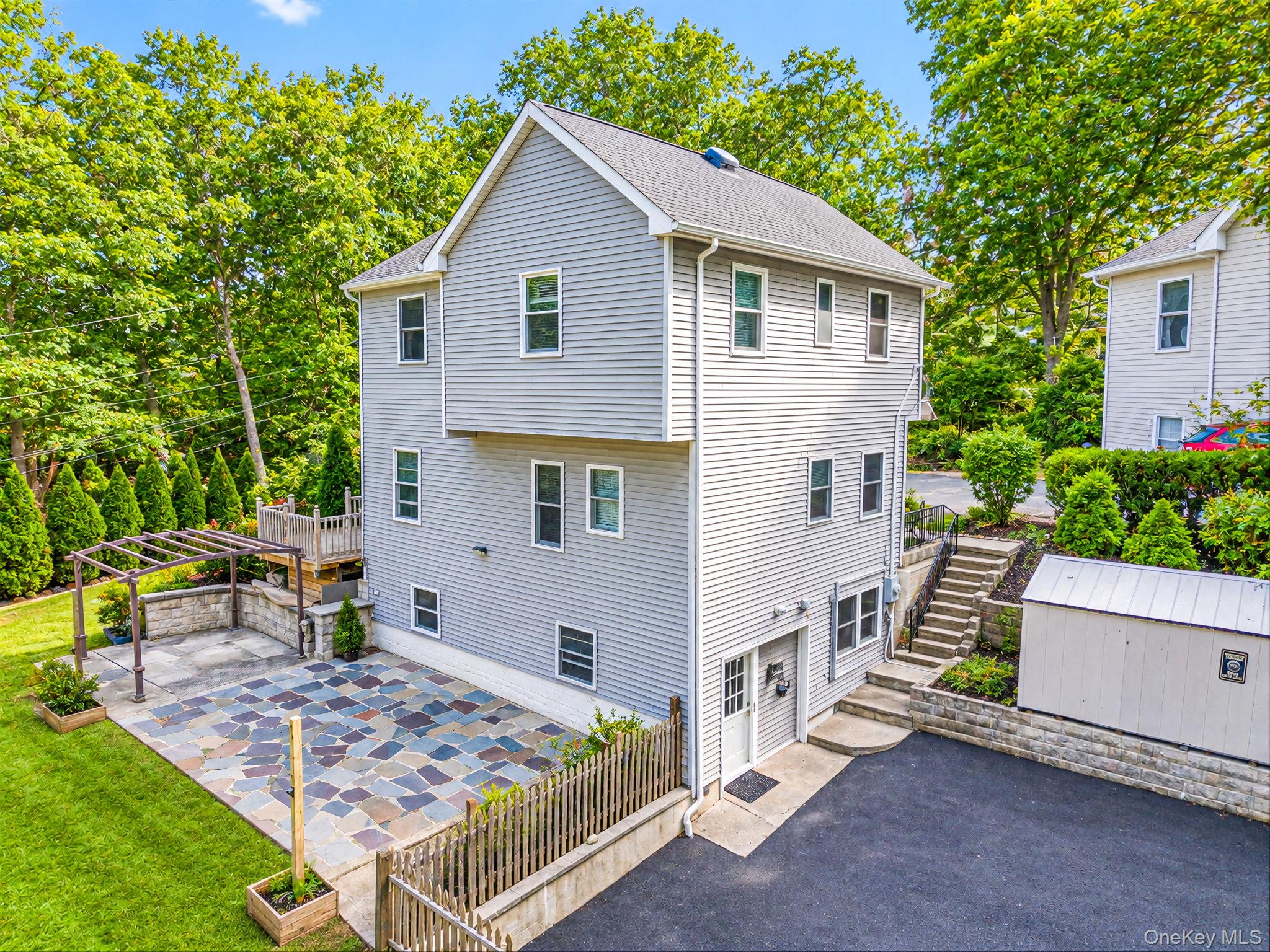 306 Liberty Avenue — photo 40