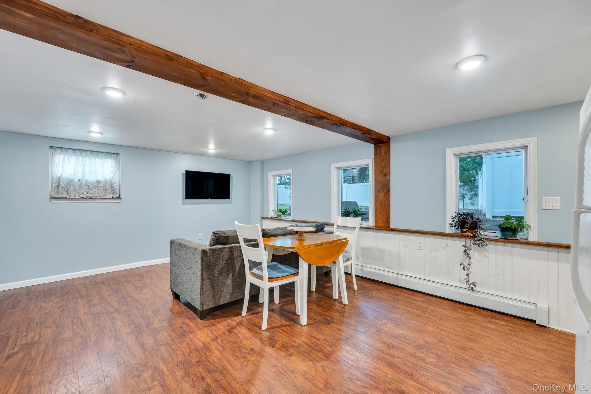 93 Midwood Avenue — photo 43