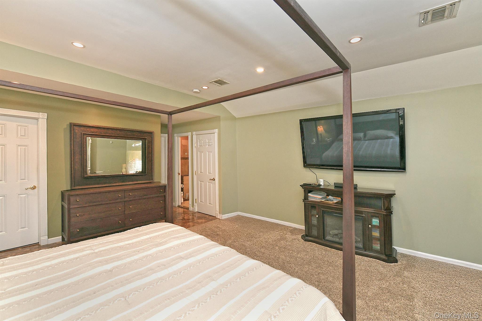 3730 Bernard Drive — photo 19