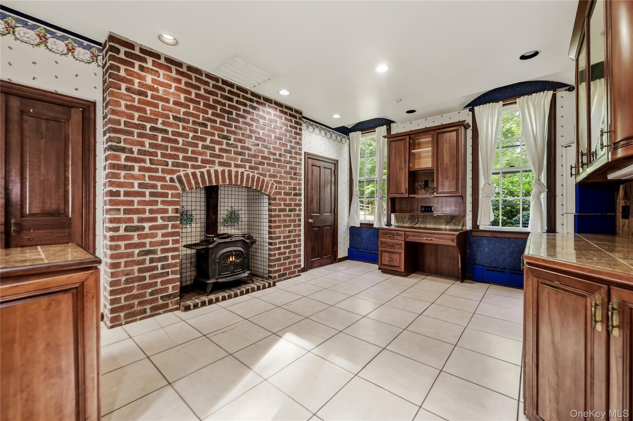 51 Lake Avenue — photo 15