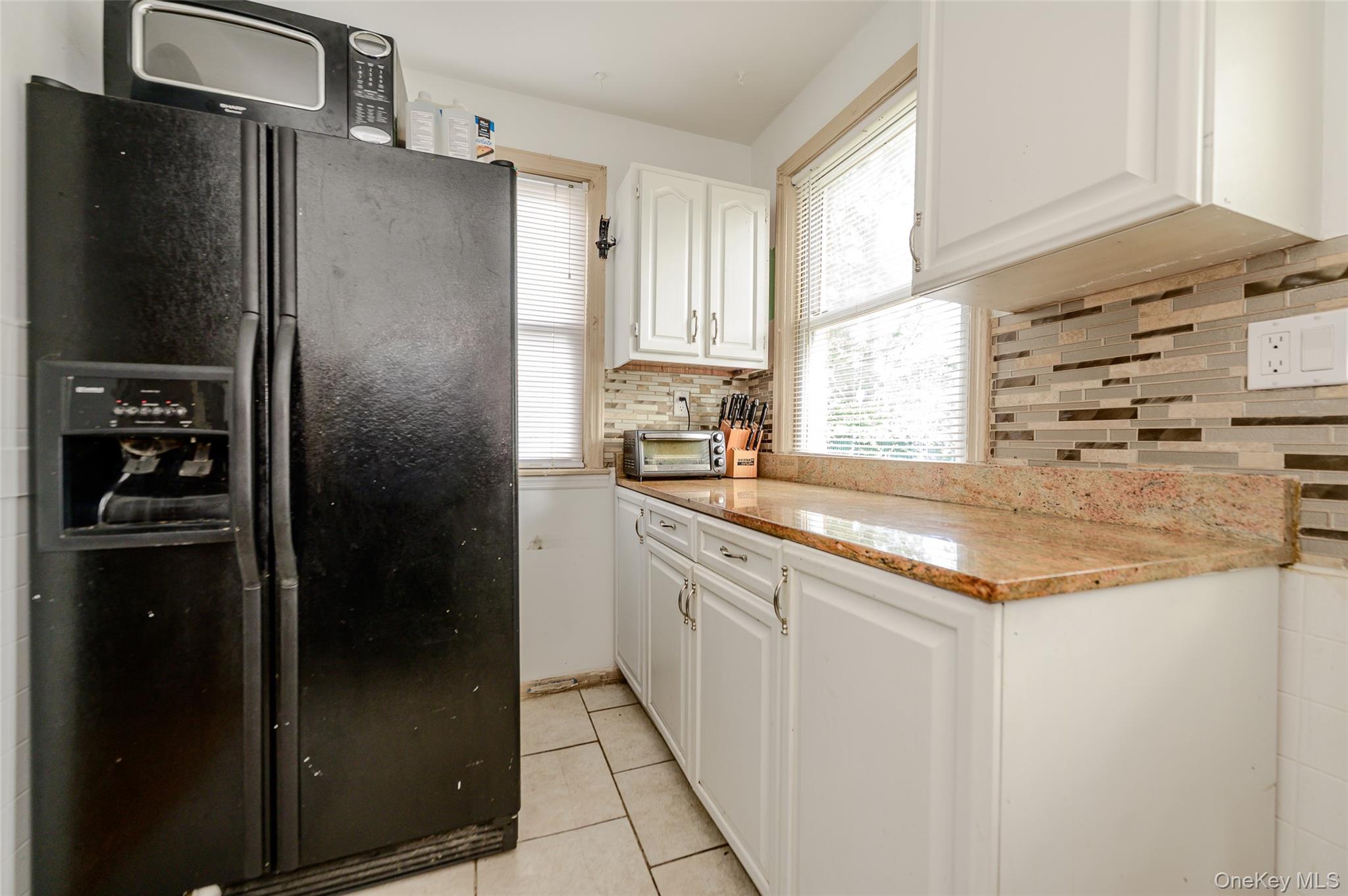 596 Irving Street — photo 5