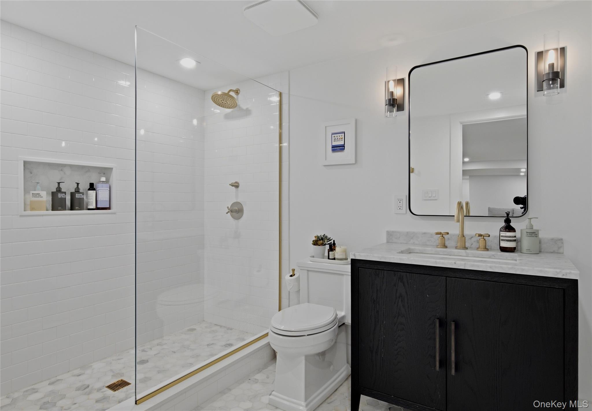 12 Surrey Court — photo 22
