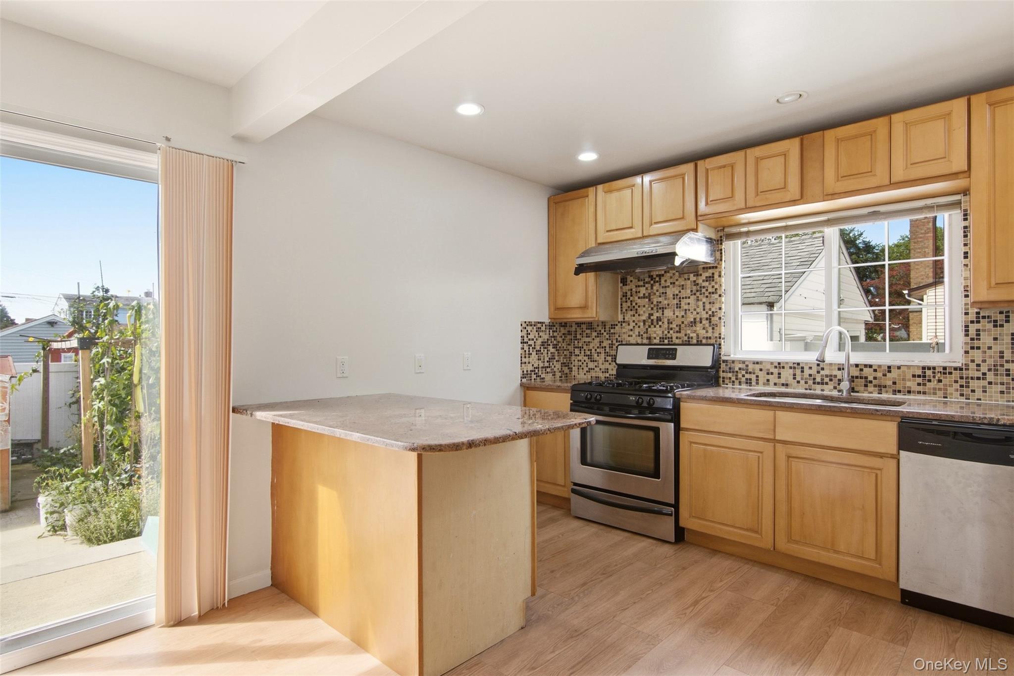 109 Gordon Avenue — photo 14