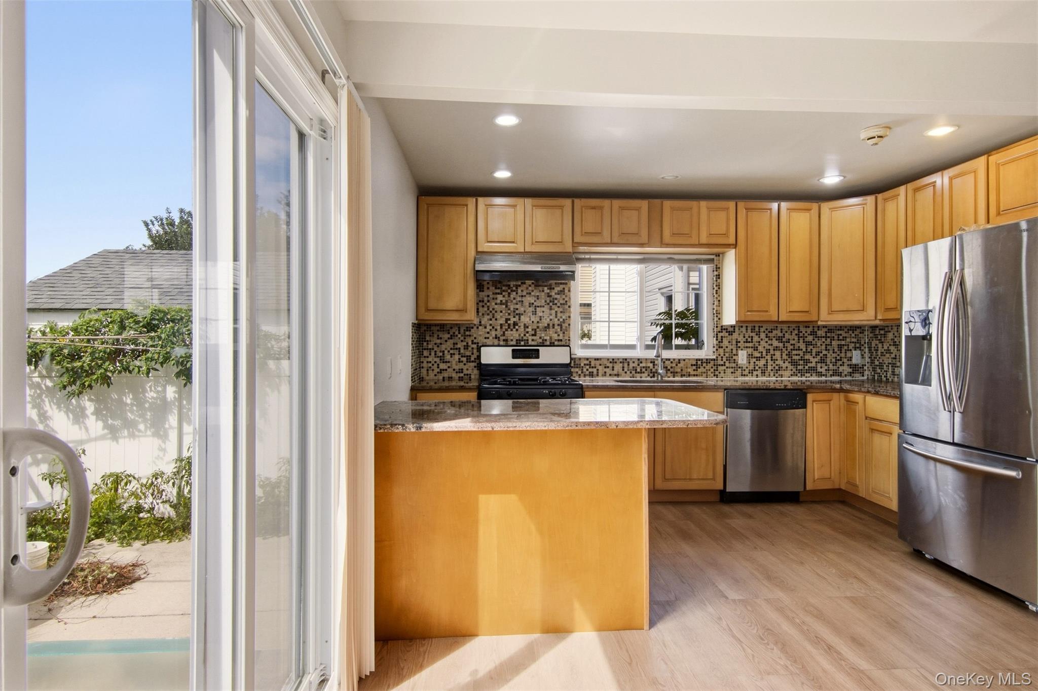 109 Gordon Avenue — photo 16