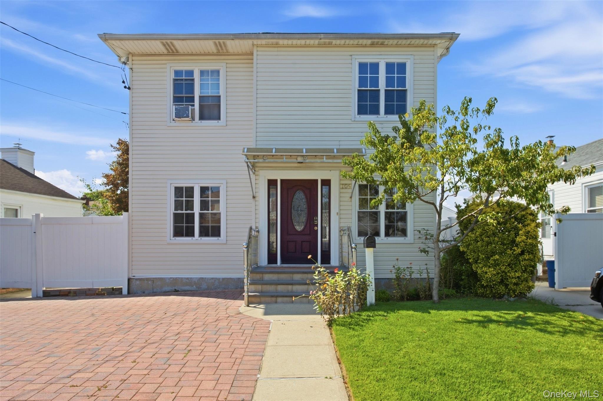 109 Gordon Avenue — photo 2