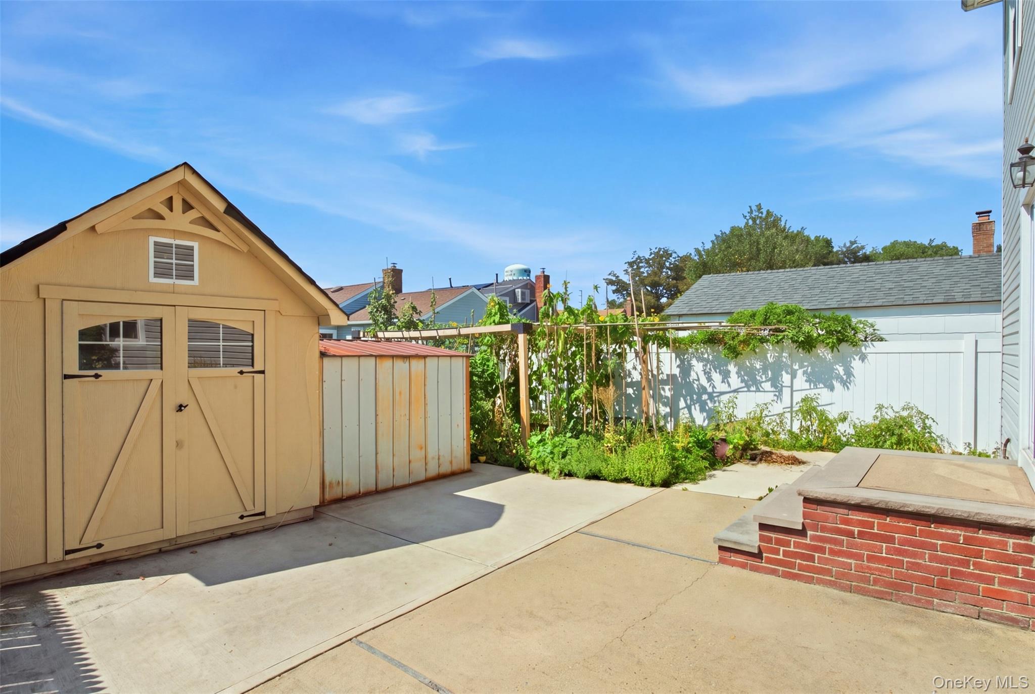 109 Gordon Avenue — photo 4