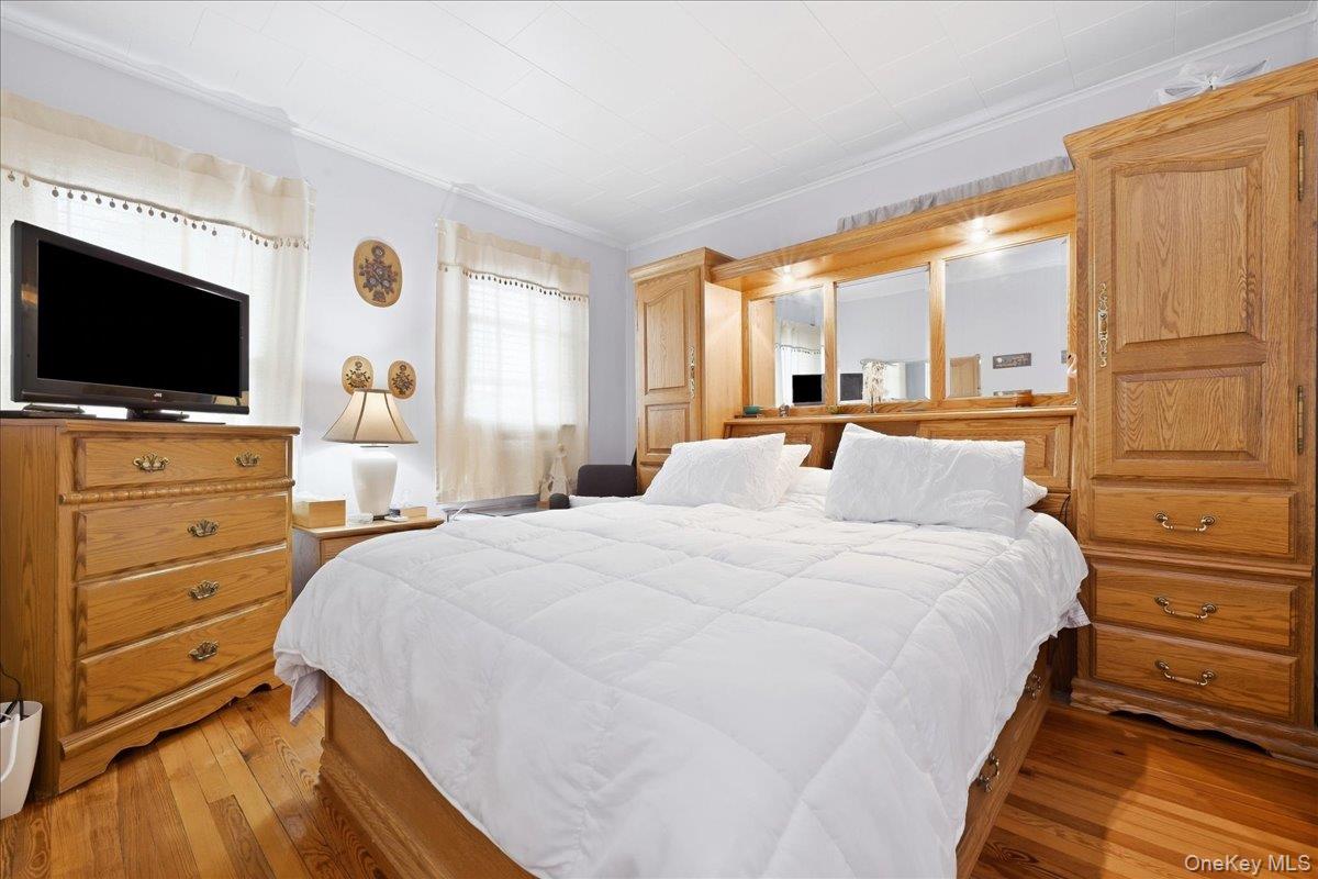 56 Elmwood Street — photo 17