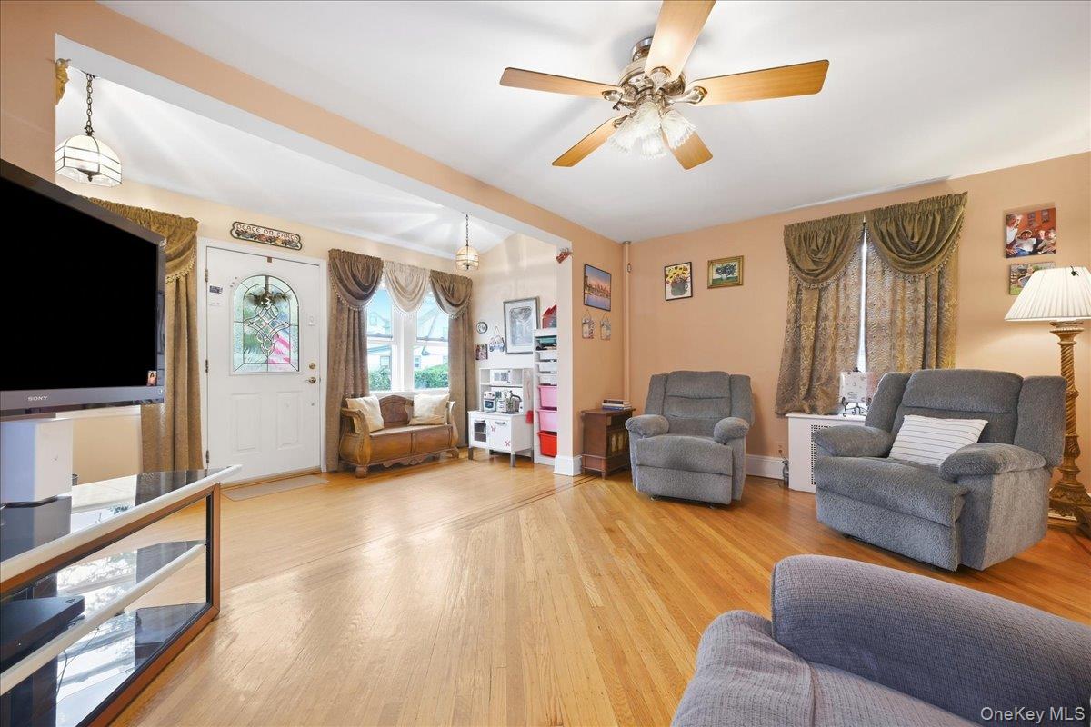 56 Elmwood Street — photo 6