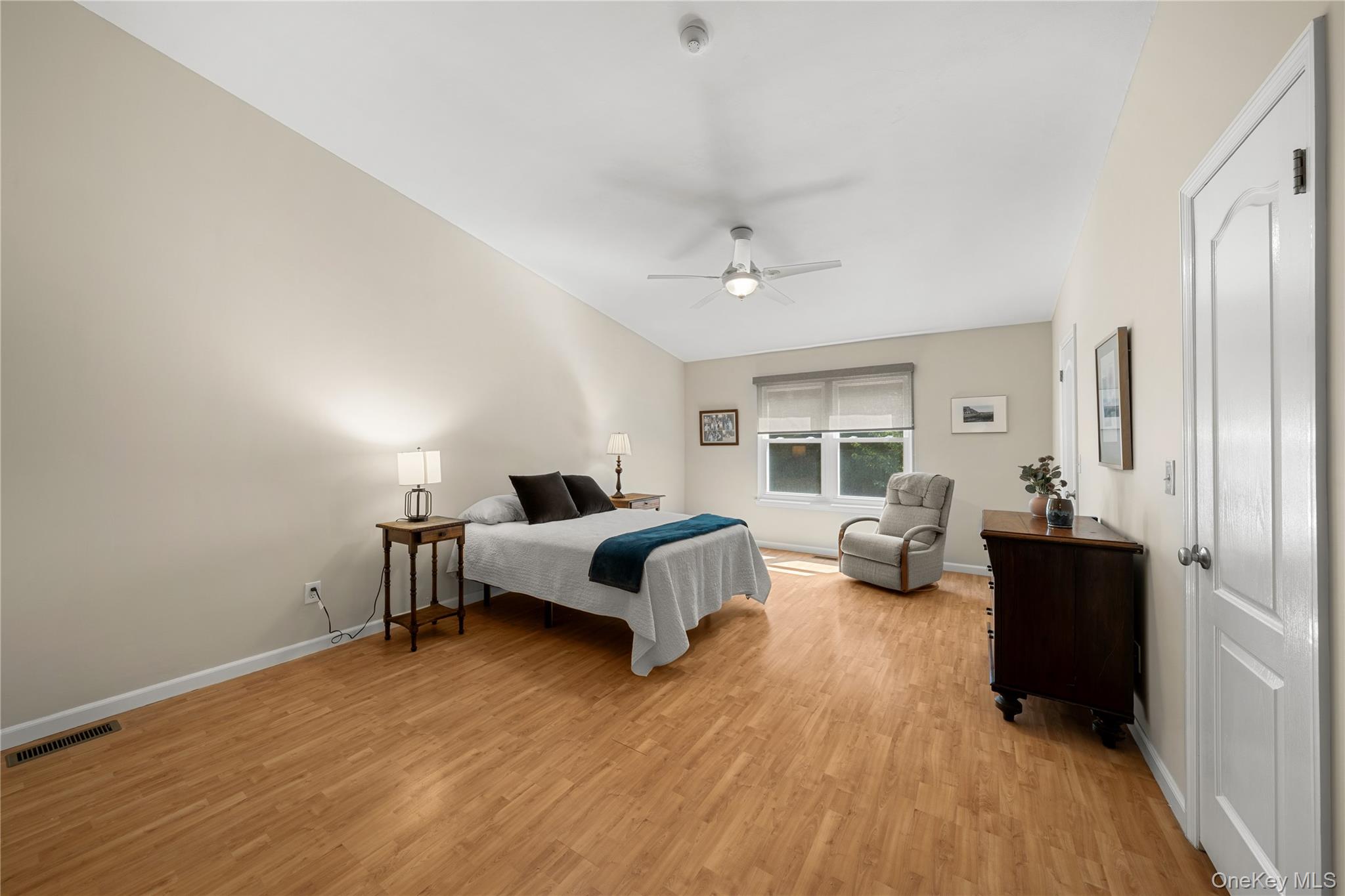 203 Windward Court — photo 13