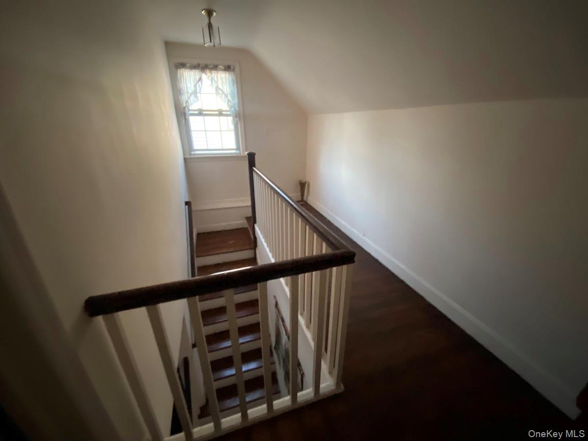 10 Purdy — photo 12