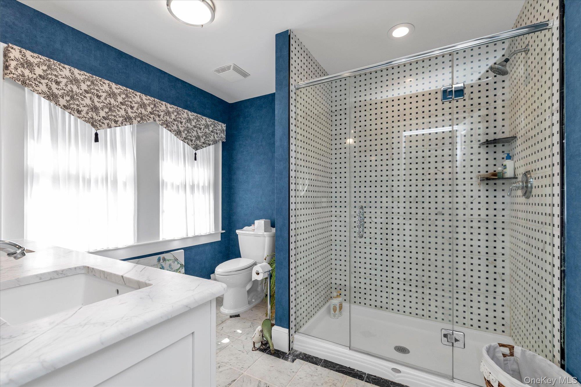 238 Burtis Avenue — photo 16