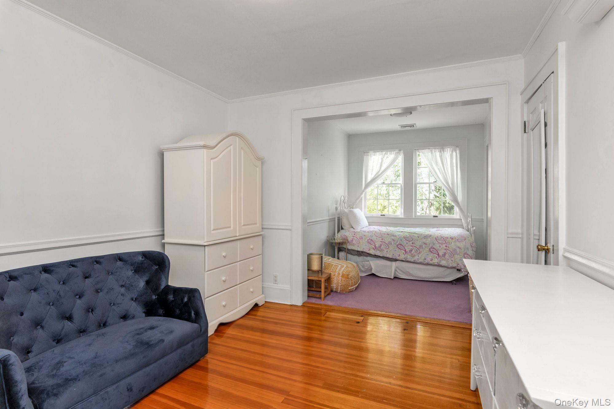 238 Burtis Avenue — photo 18