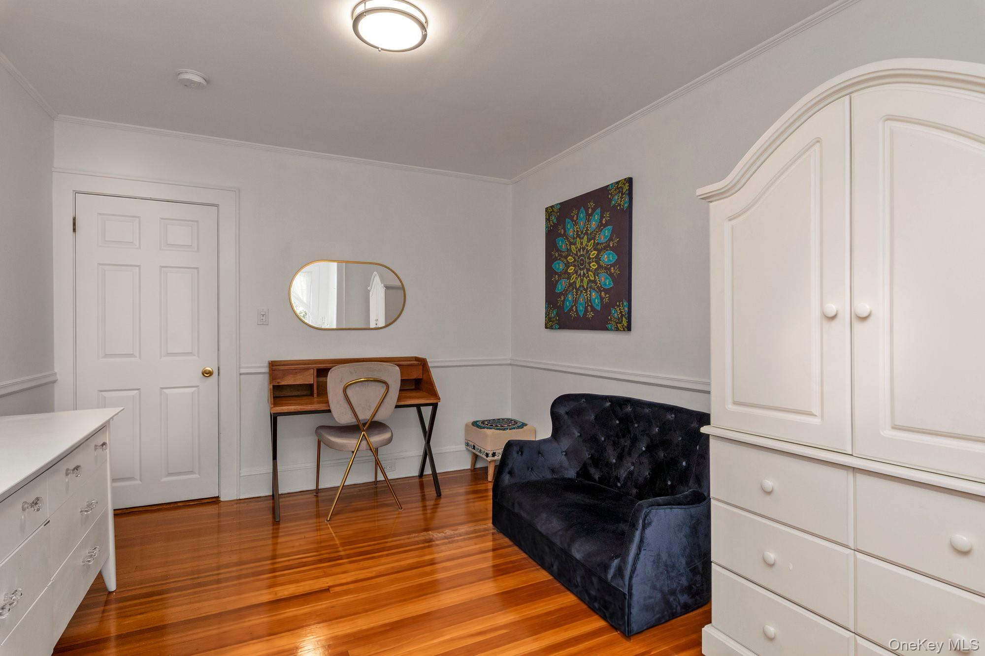 238 Burtis Avenue — photo 19