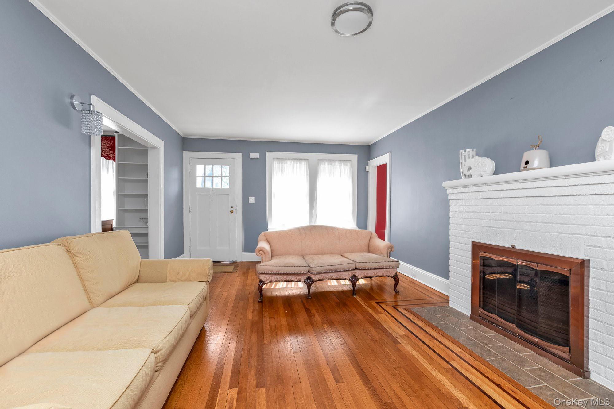 238 Burtis Avenue — photo 2