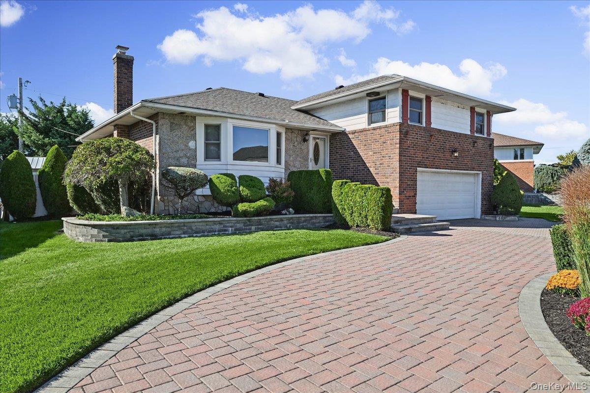 698 Edgewood Drive