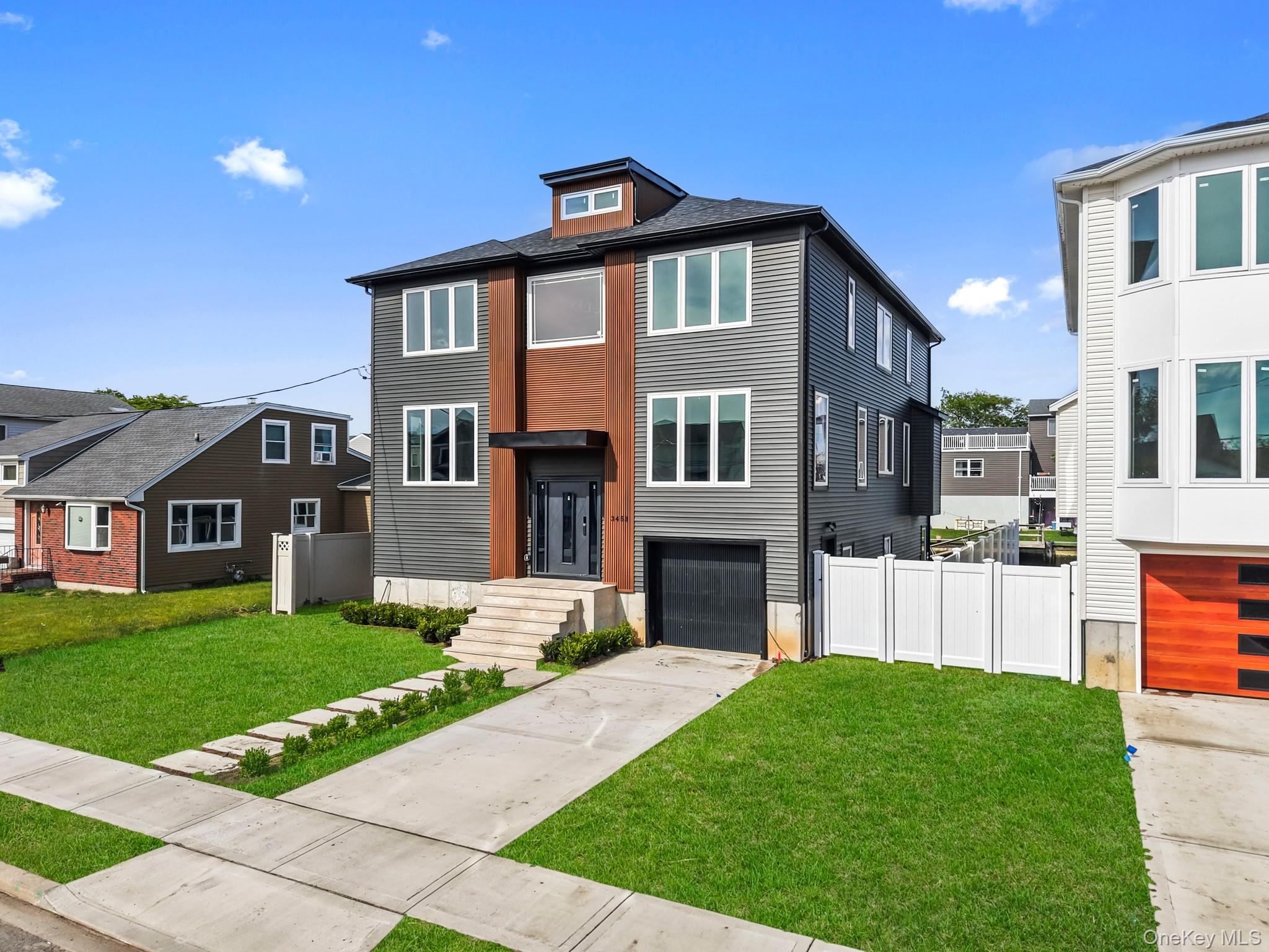 3453 Ocean Avenue — photo 21