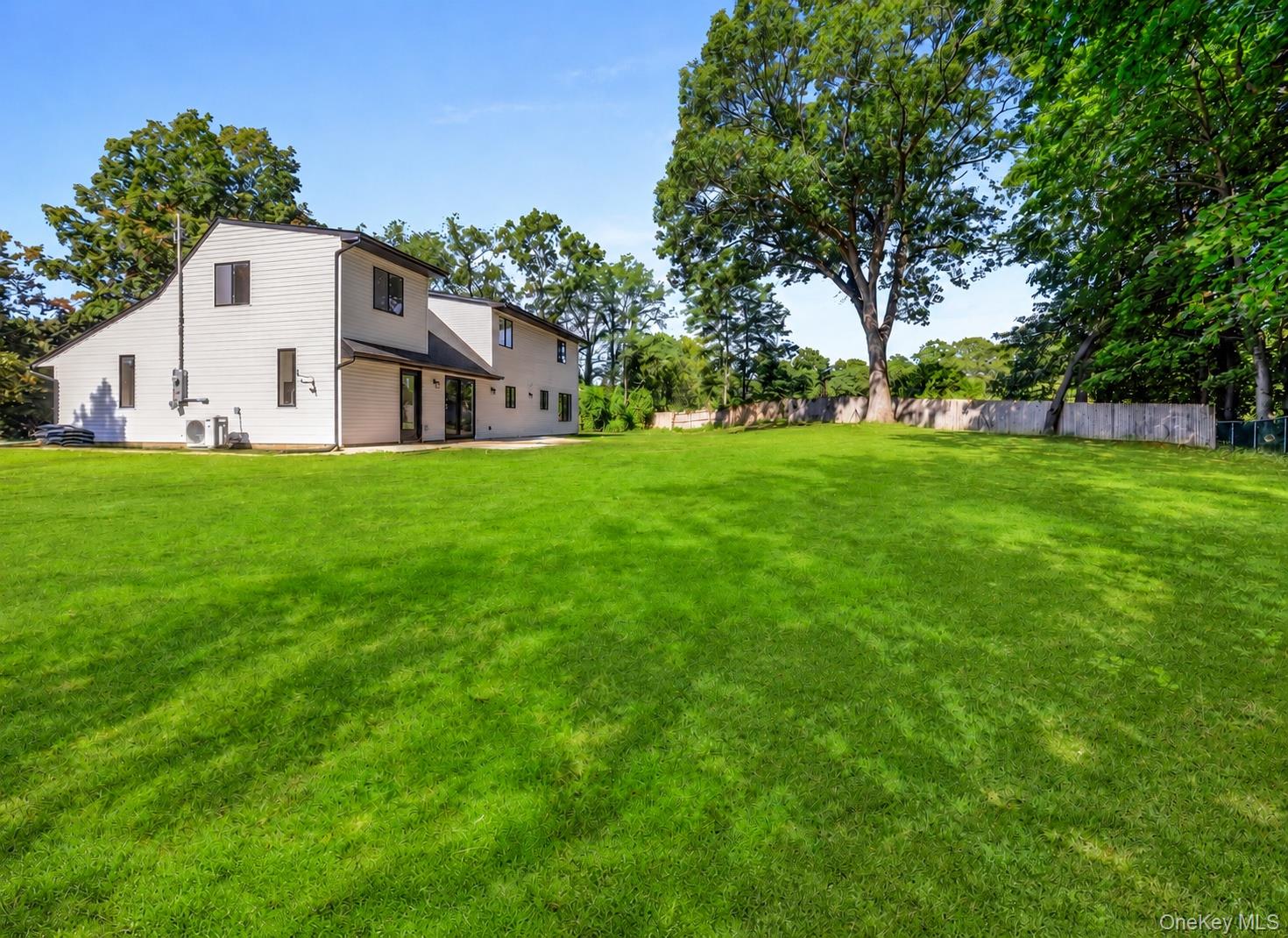 7 Berkshire Court — photo 4