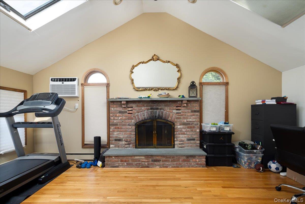10 Seneca Drive — photo 8