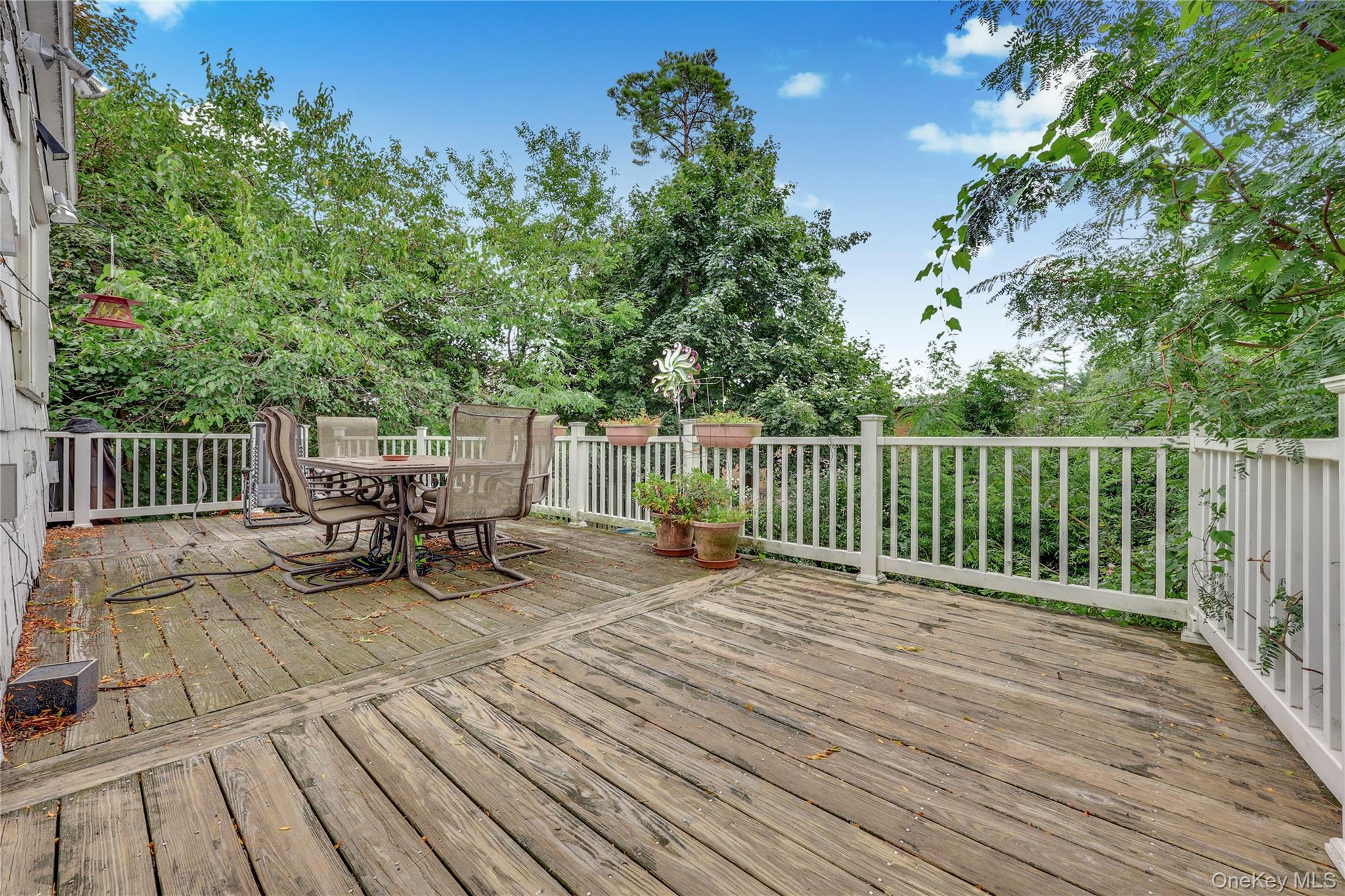 22 Woodmere Boulevard — photo 24