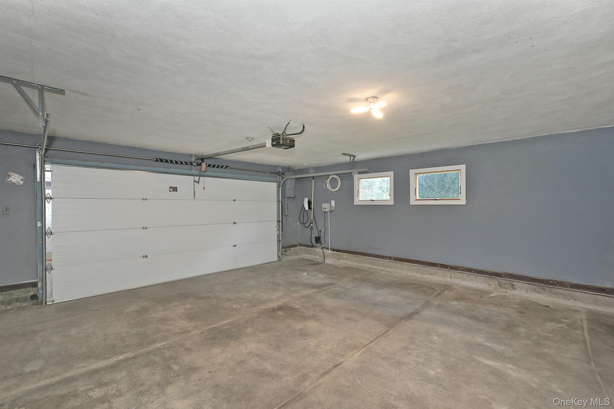 1950 Midlane — photo 27