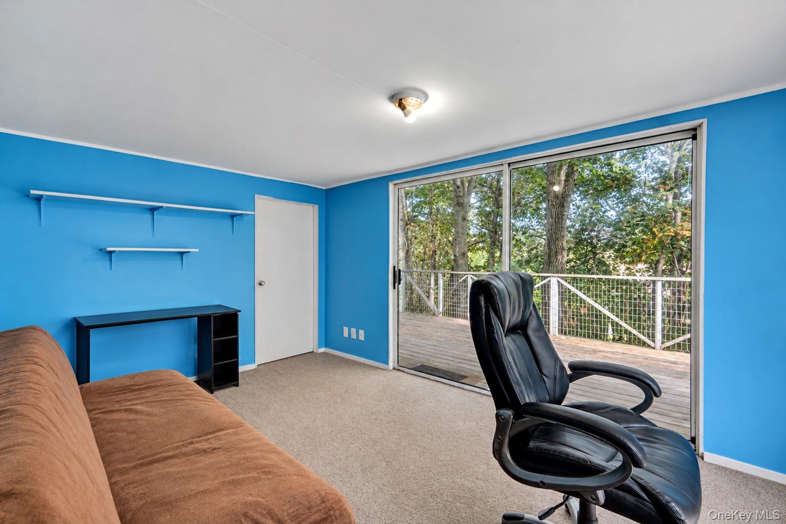 4 Holzman Drive — photo 12