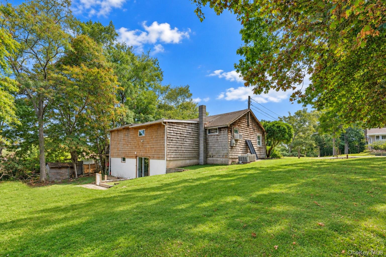 4 Holzman Drive — photo 14