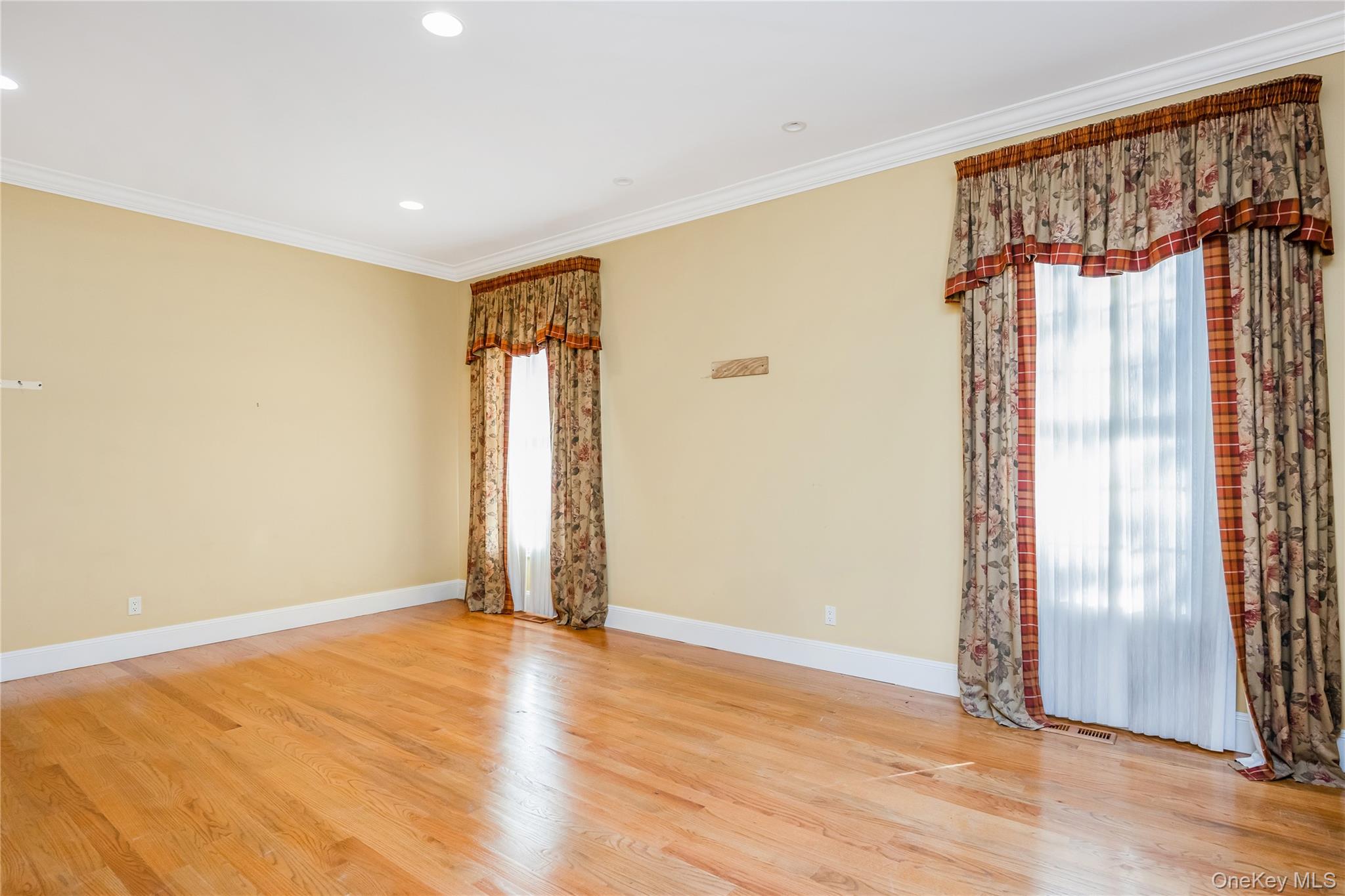 61 Charney Court — photo 17