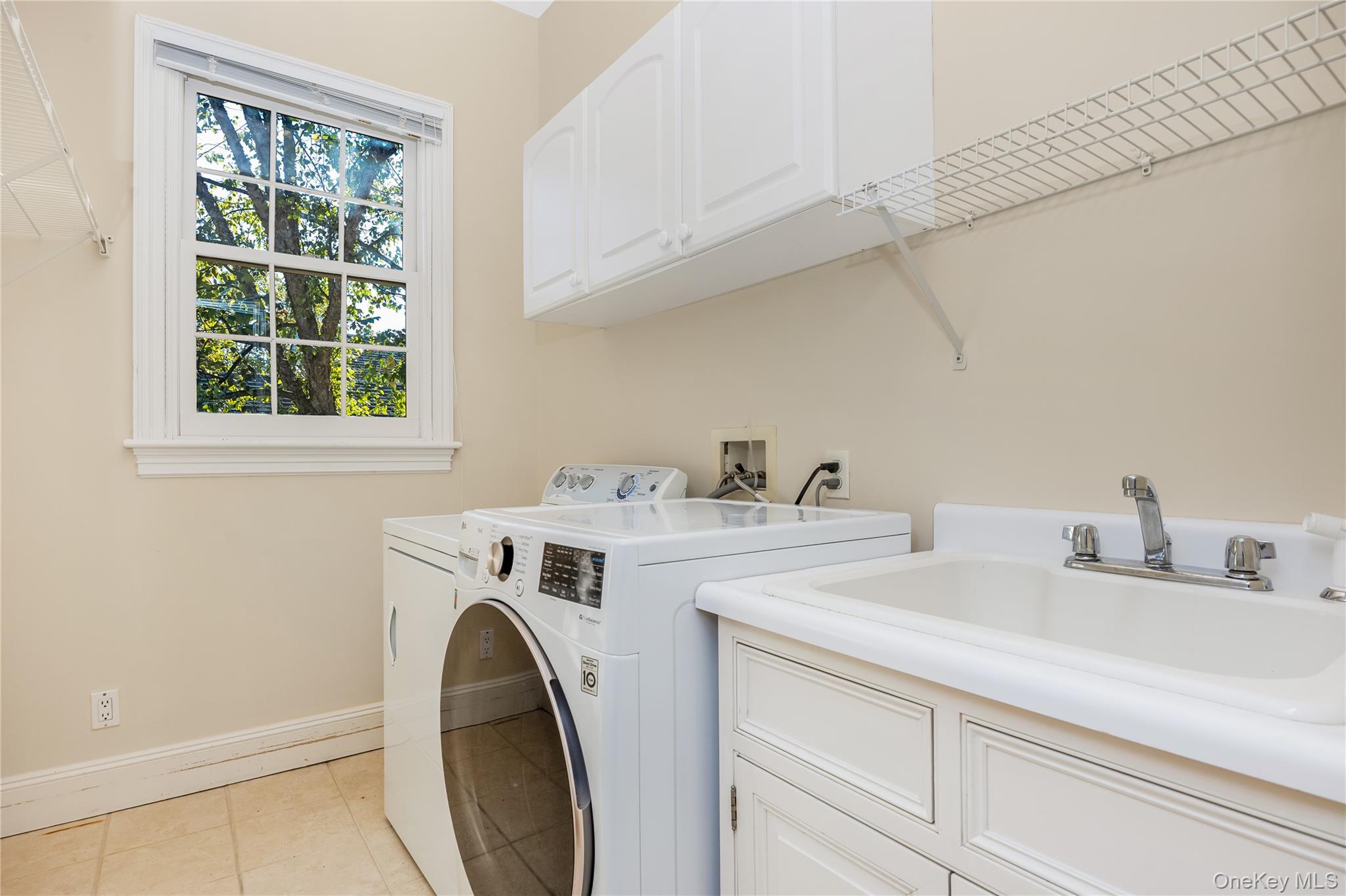 61 Charney Court — photo 33