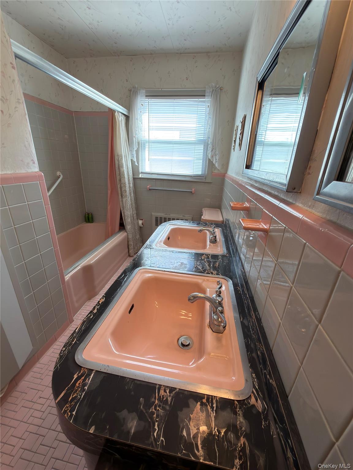 411 Cornwell Avenue — photo 13