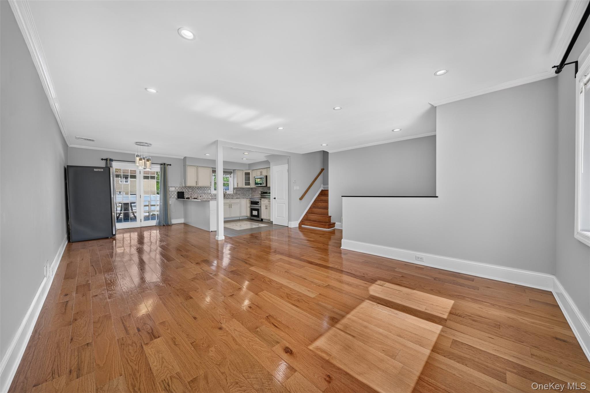 11 Lincrest Street — photo 4