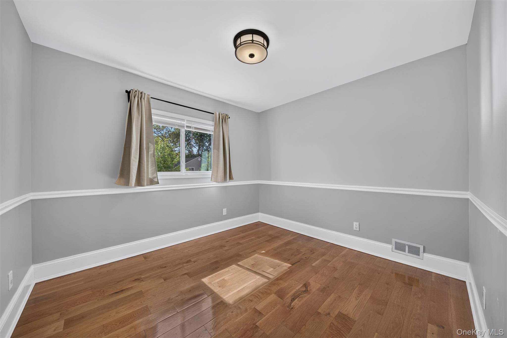 11 Lincrest Street — photo 7
