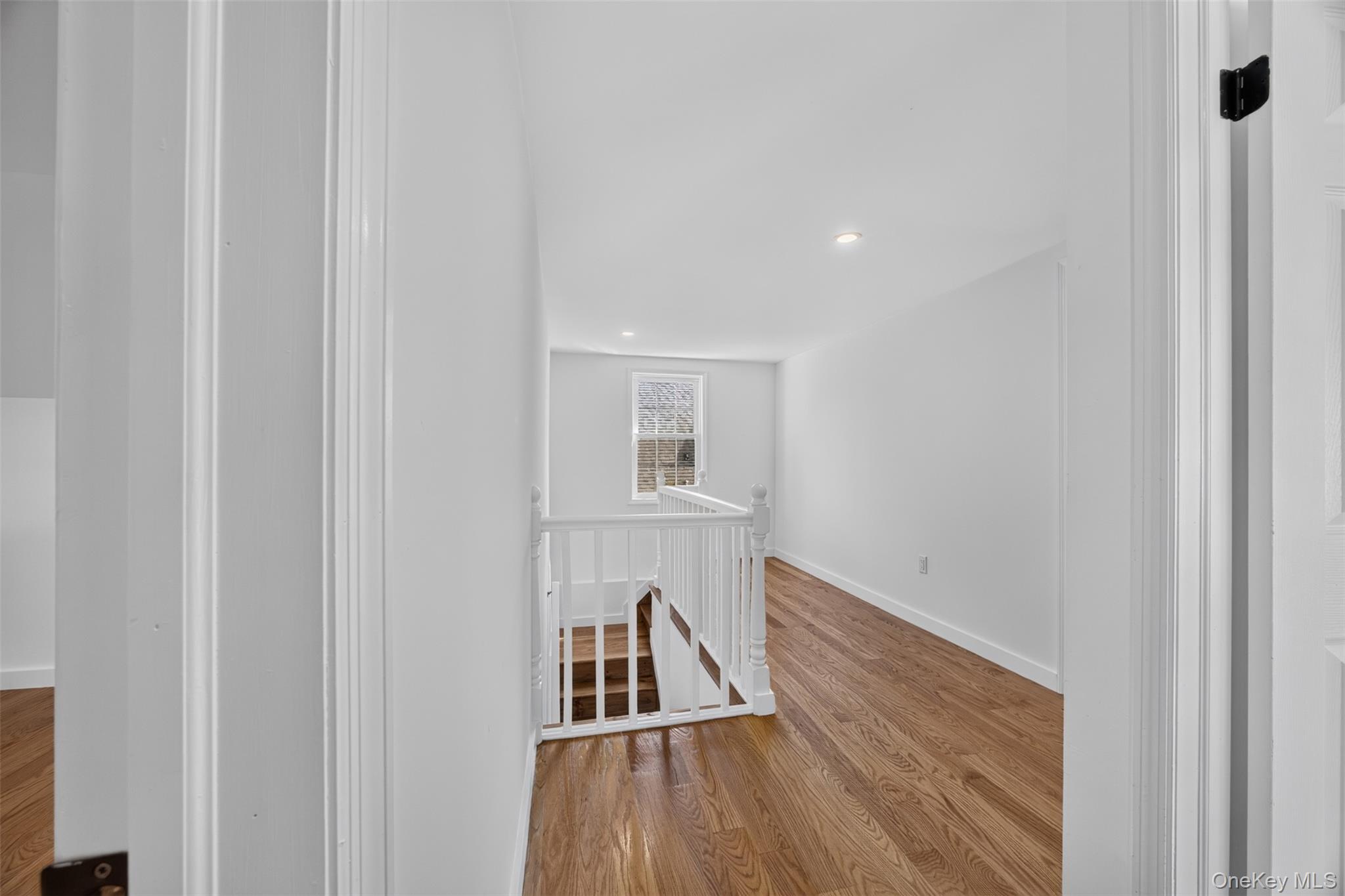 33 Carol Street — photo 17