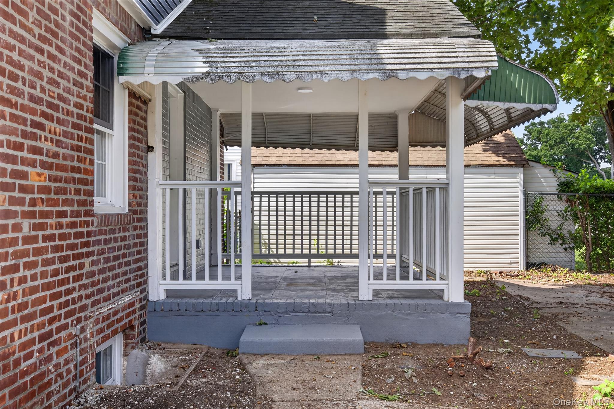 33 Carol Street — photo 31